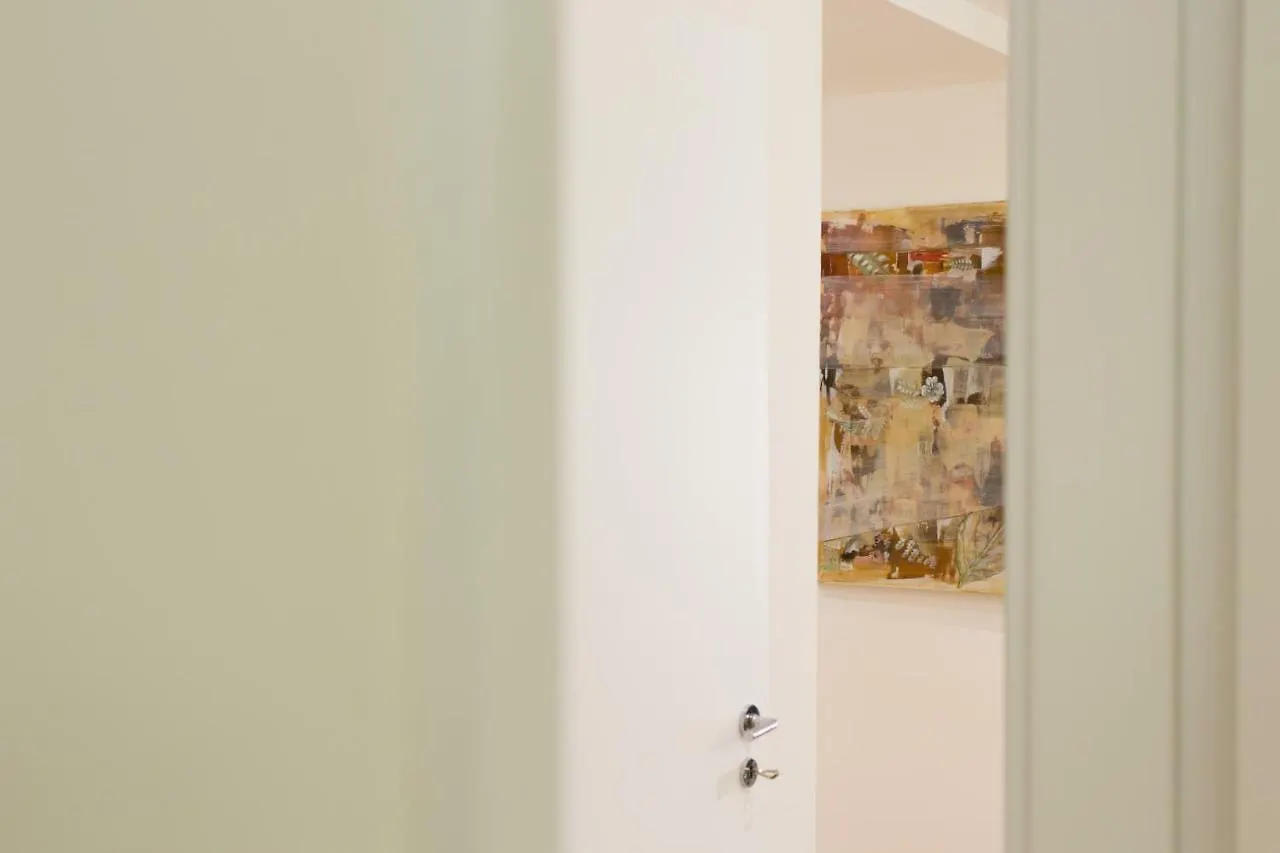 Lisbon Charming Apartment