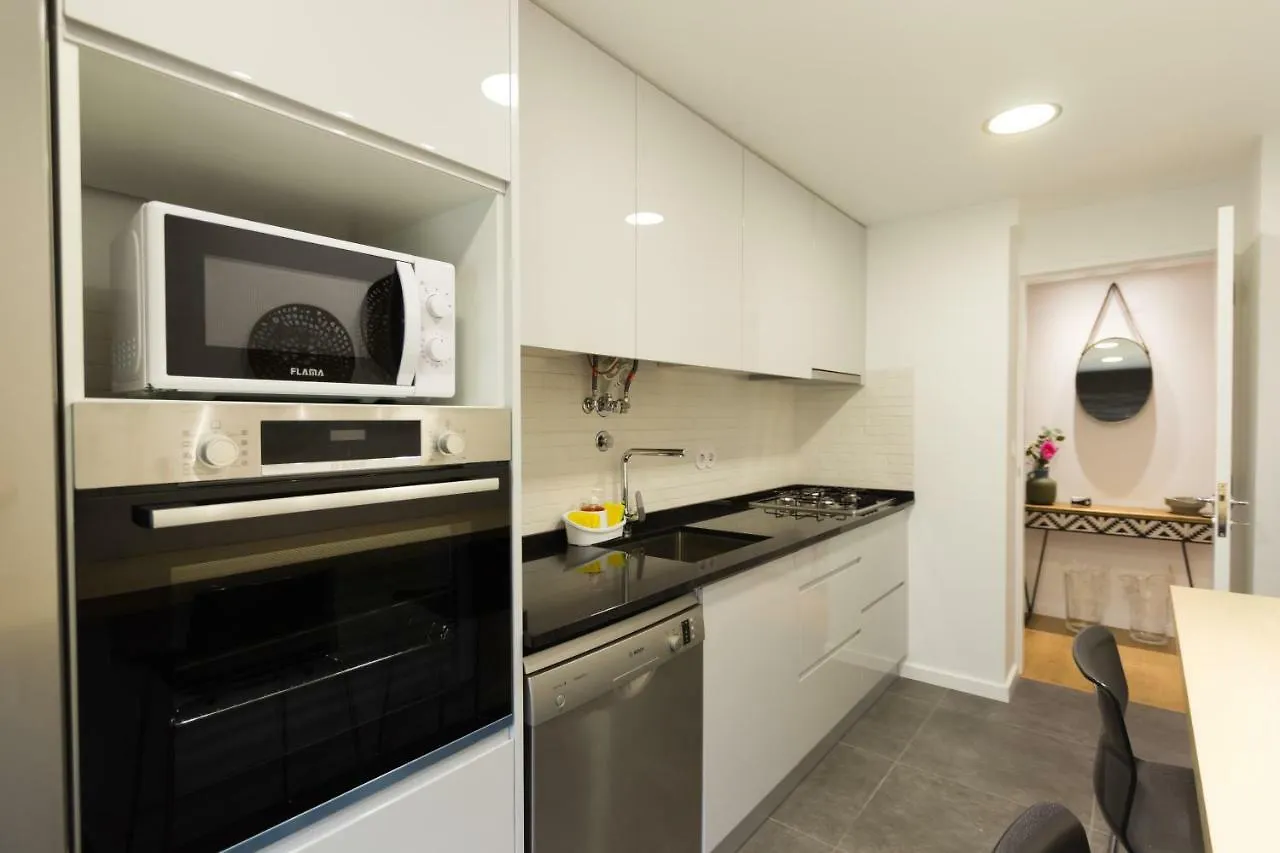 Lisbon Charming Apartment