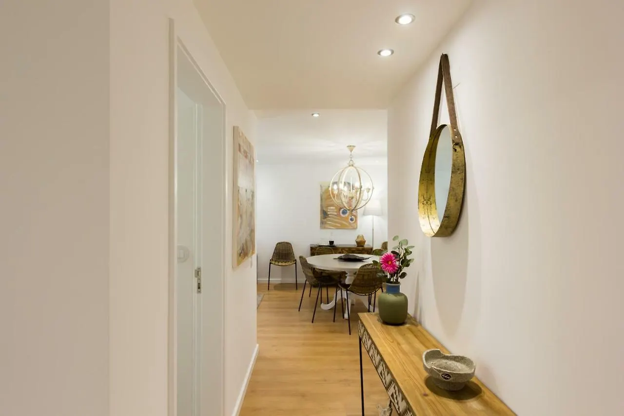 Lisbon Charming Apartment