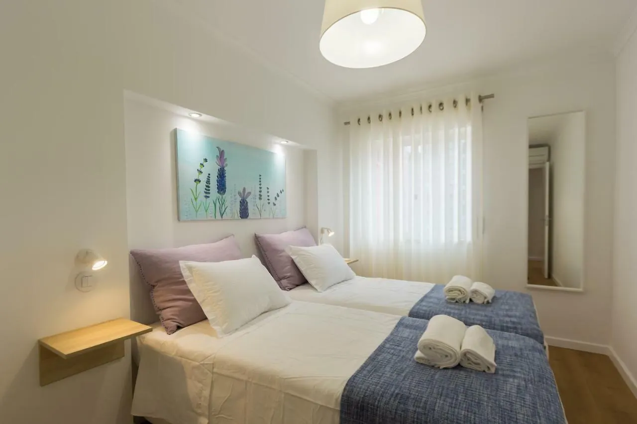 Lisbon Charming Apartment